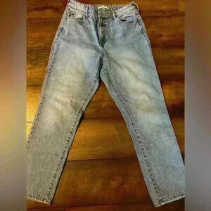 Pacsun size 29 mom jeans 27” inseam